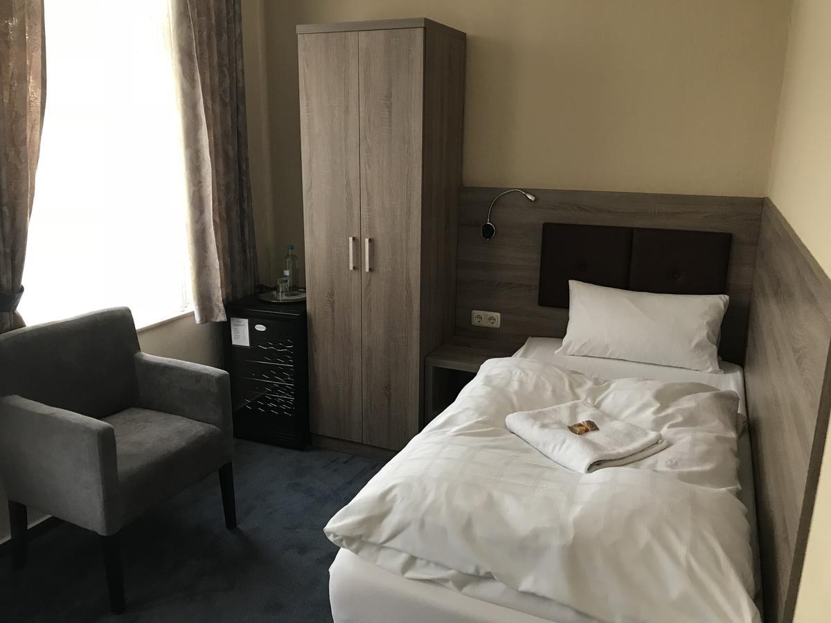 באד זאלצפלן Hotel Junkerhaus מראה חיצוני תמונה