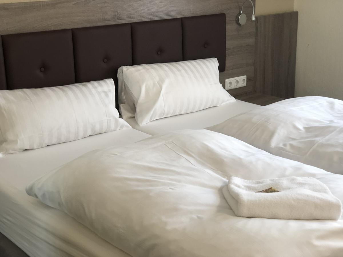 באד זאלצפלן Hotel Junkerhaus מראה חיצוני תמונה