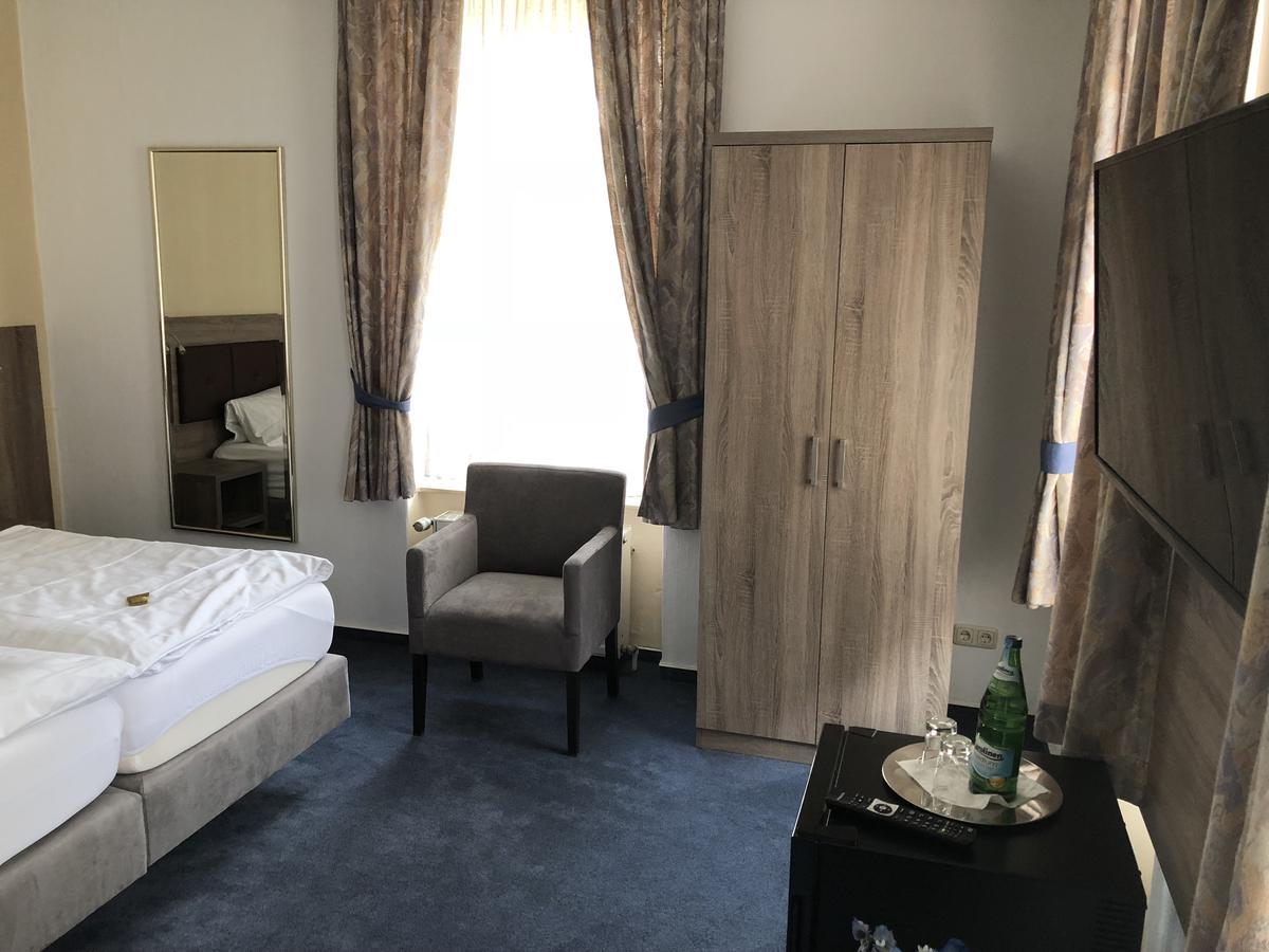 באד זאלצפלן Hotel Junkerhaus מראה חיצוני תמונה