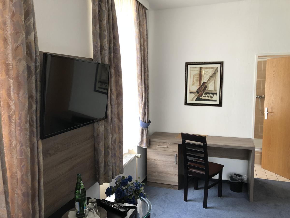 באד זאלצפלן Hotel Junkerhaus מראה חיצוני תמונה